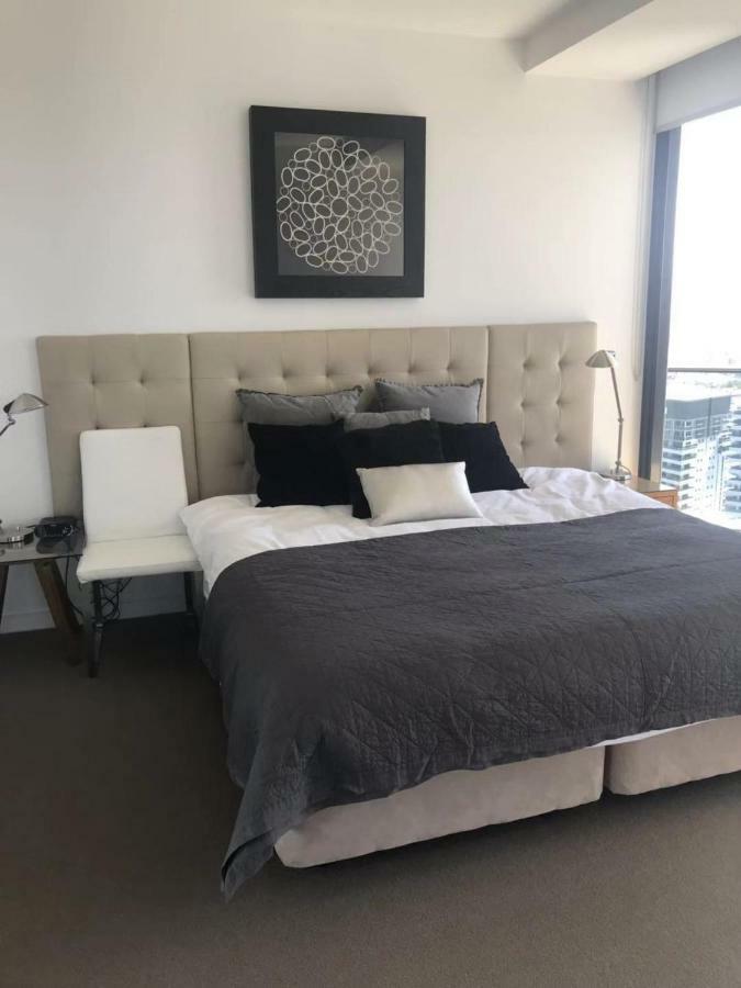 Luxury 3 Bedroom In Heart Of Broadbeach